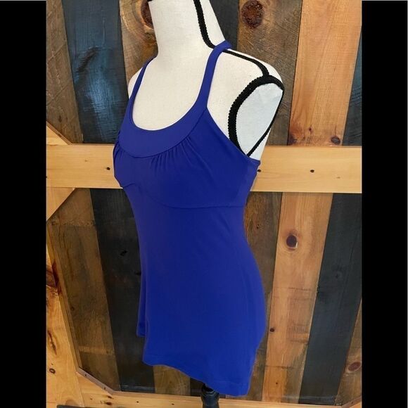 LULULEMON Scoop me Up blue/black tank top size 6 - Picture 6 of 6
